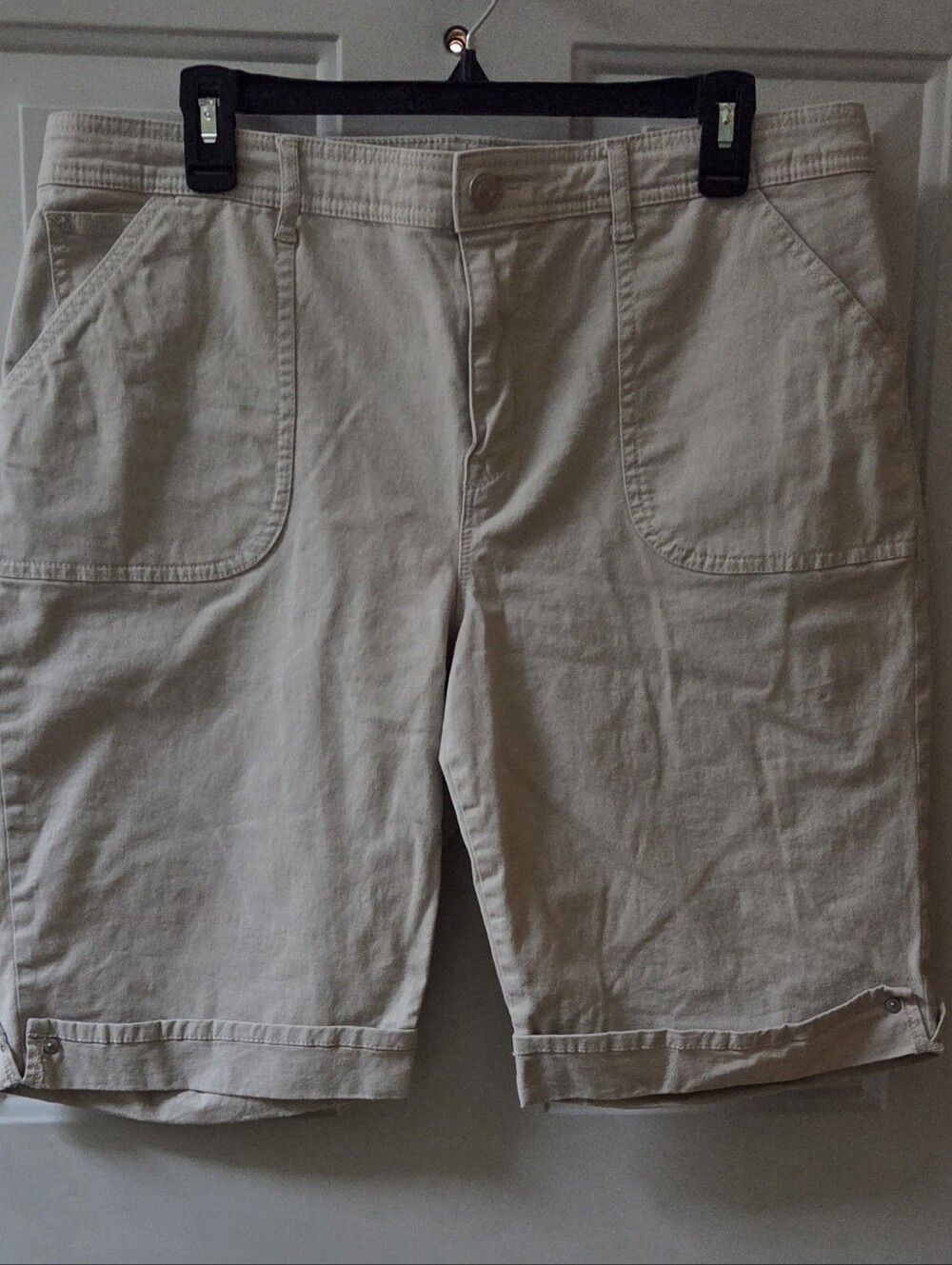Gloria Vanderbilt Women's Casual Beige Cotton Bermuda Shorts